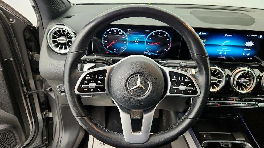 used 2020 Mercedes-Benz GLB 250 car, priced at $22,595