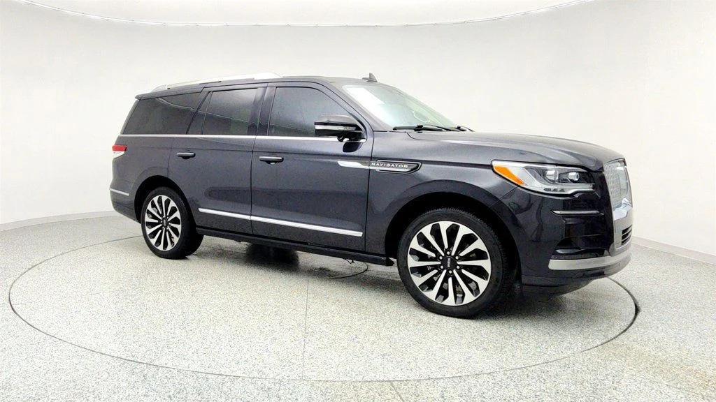 used 2022 Lincoln Navigator car, priced at $46,695