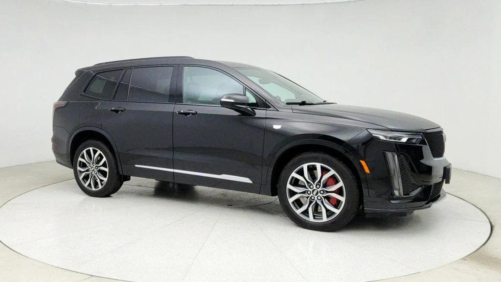 used 2024 Cadillac XT6 car, priced at $40,595