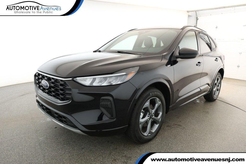 used 2024 Ford Escape car, priced at $20,295