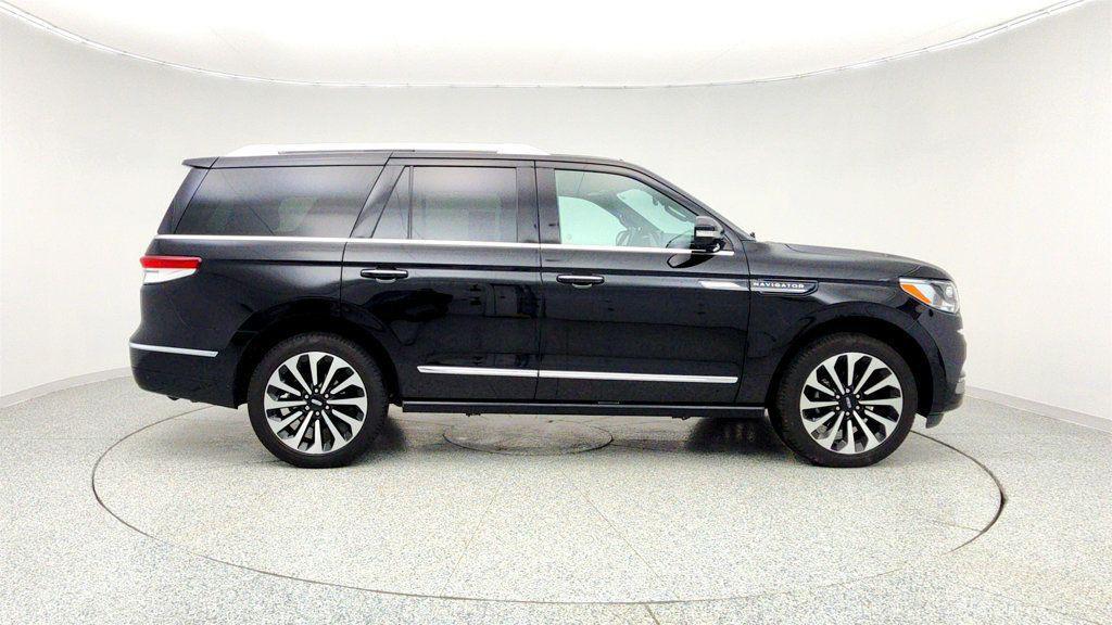 used 2023 Lincoln Navigator car, priced at $62,195