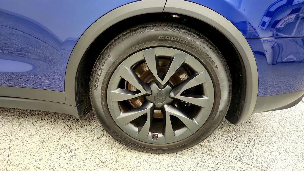 used 2024 Tesla Model X car, priced at $71,995