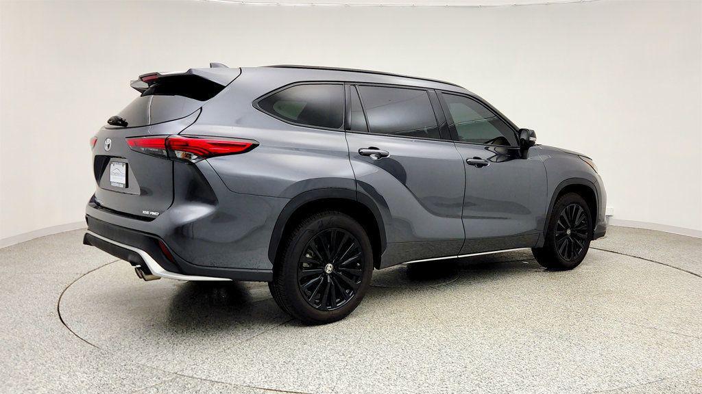 used 2023 Toyota Highlander car, priced at $41,194