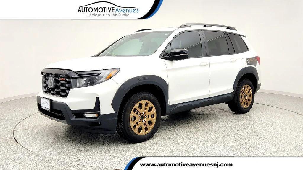 used 2022 Honda Passport car, priced at $28,495