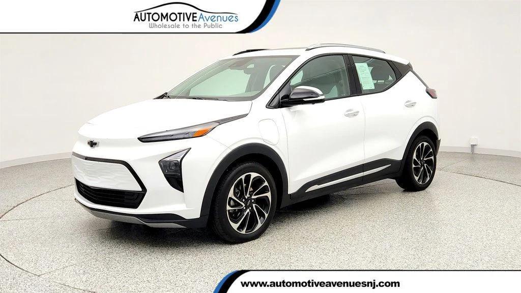 used 2023 Chevrolet Bolt EUV car, priced at $20,495