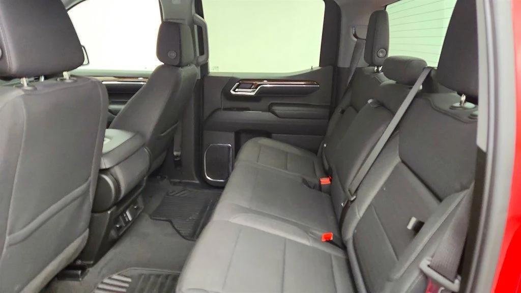 used 2024 GMC Sierra 1500 car, priced at $37,595