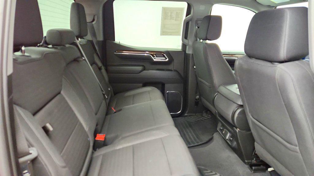 used 2024 GMC Sierra 1500 car, priced at $37,295