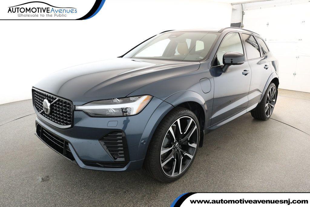 used 2025 Volvo XC60 Plug-In Hybrid car, priced at $47,495