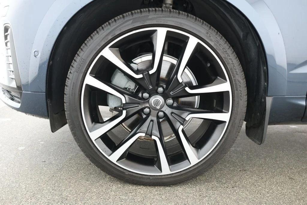 used 2025 Volvo XC60 Plug-In Hybrid car, priced at $47,495