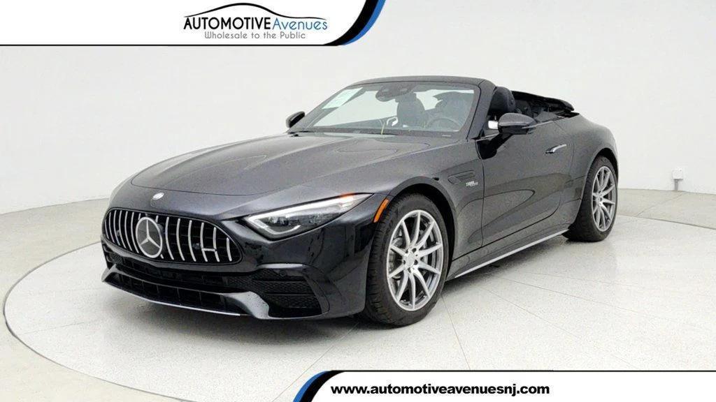 used 2023 Mercedes-Benz AMG SL 43 car, priced at $61,995