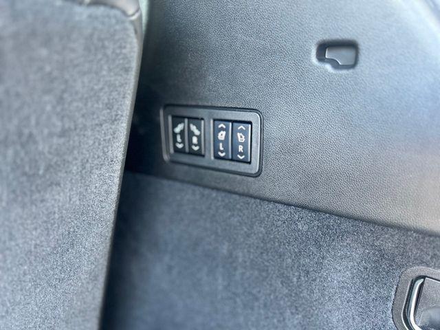 used 2024 Cadillac XT6 car, priced at $45,995