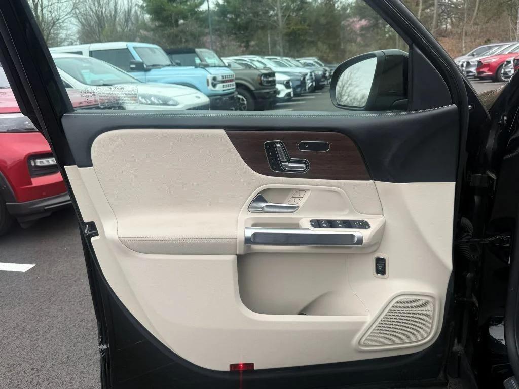 used 2020 Mercedes-Benz GLB 250 car, priced at $21,495