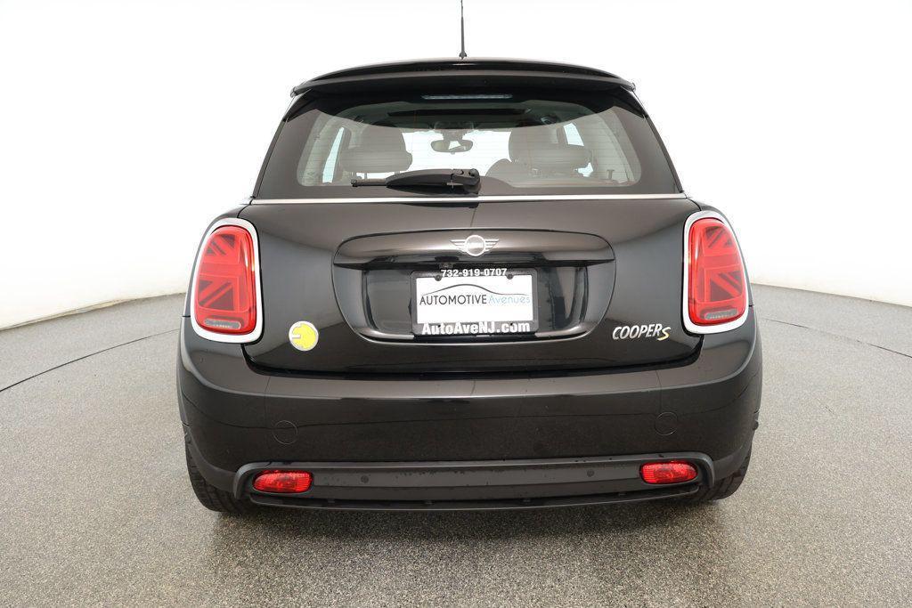 used 2023 MINI Hardtop car, priced at $20,695