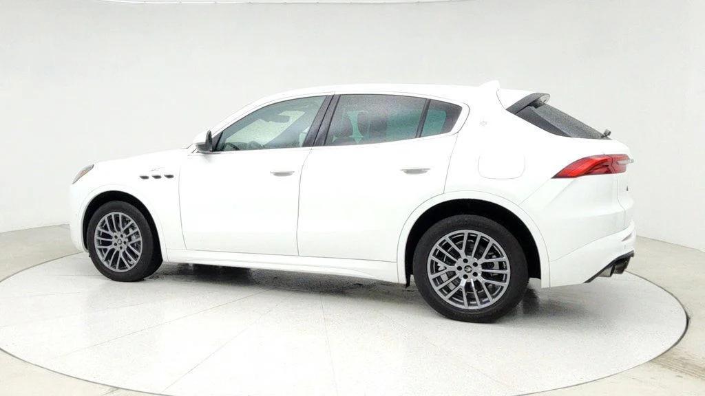 used 2024 Maserati Grecale car, priced at $40,295
