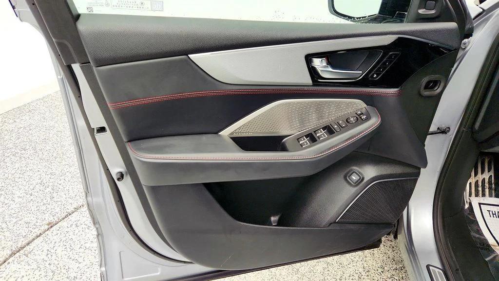 used 2023 Acura MDX car, priced at $38,395