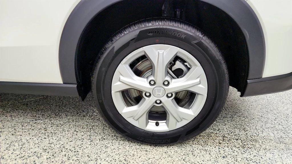 used 2025 Honda HR-V car, priced at $23,195