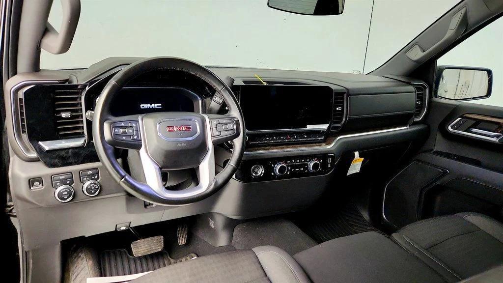 used 2023 GMC Sierra 1500 car, priced at $37,195