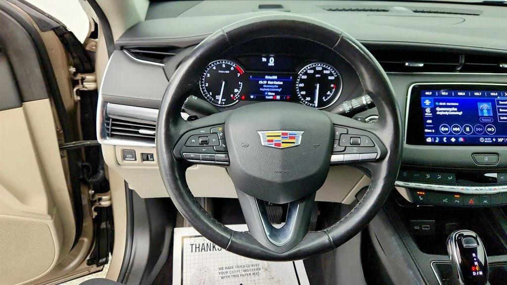 used 2023 Cadillac XT4 car, priced at $26,695