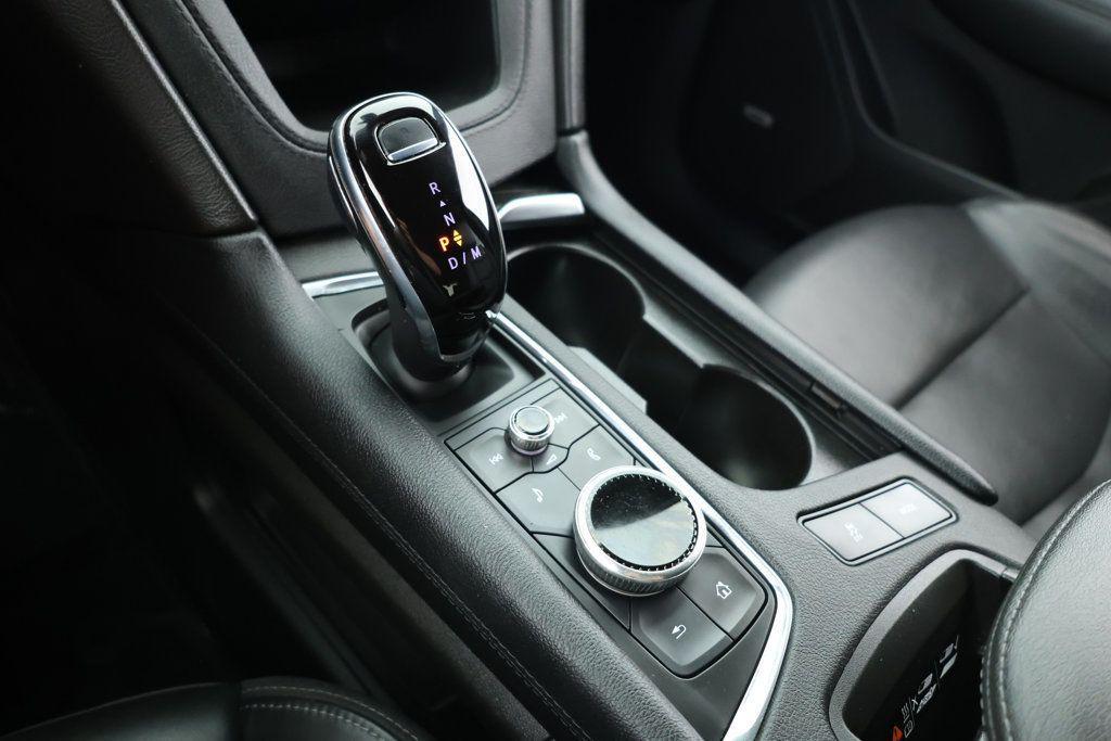 used 2022 Cadillac XT6 car, priced at $36,495