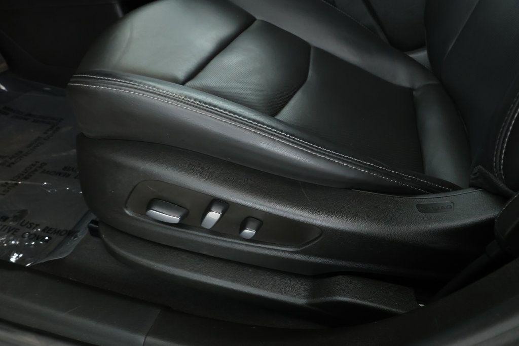 used 2022 Cadillac XT6 car, priced at $36,495