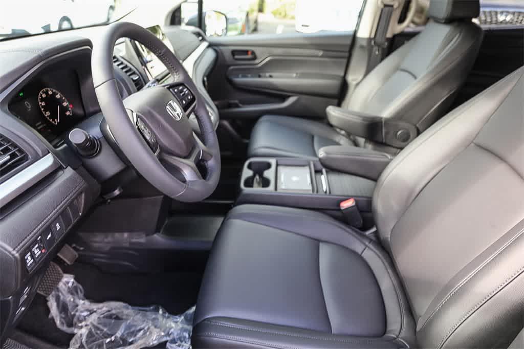 new 2026 Honda Odyssey car, priced at $44,885