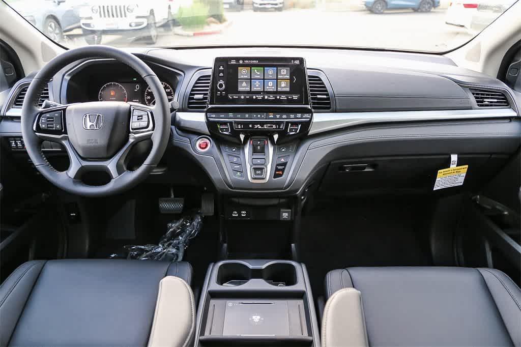 new 2026 Honda Odyssey car, priced at $44,885
