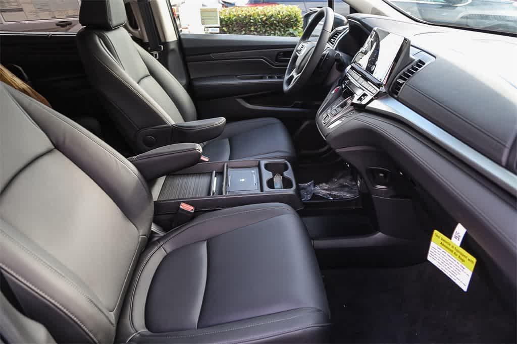 new 2026 Honda Odyssey car, priced at $44,885