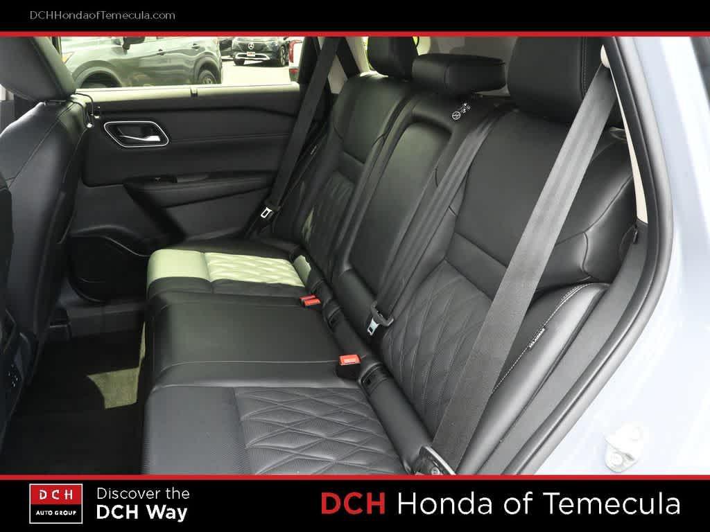 used 2025 Nissan Rogue car, priced at $30,752