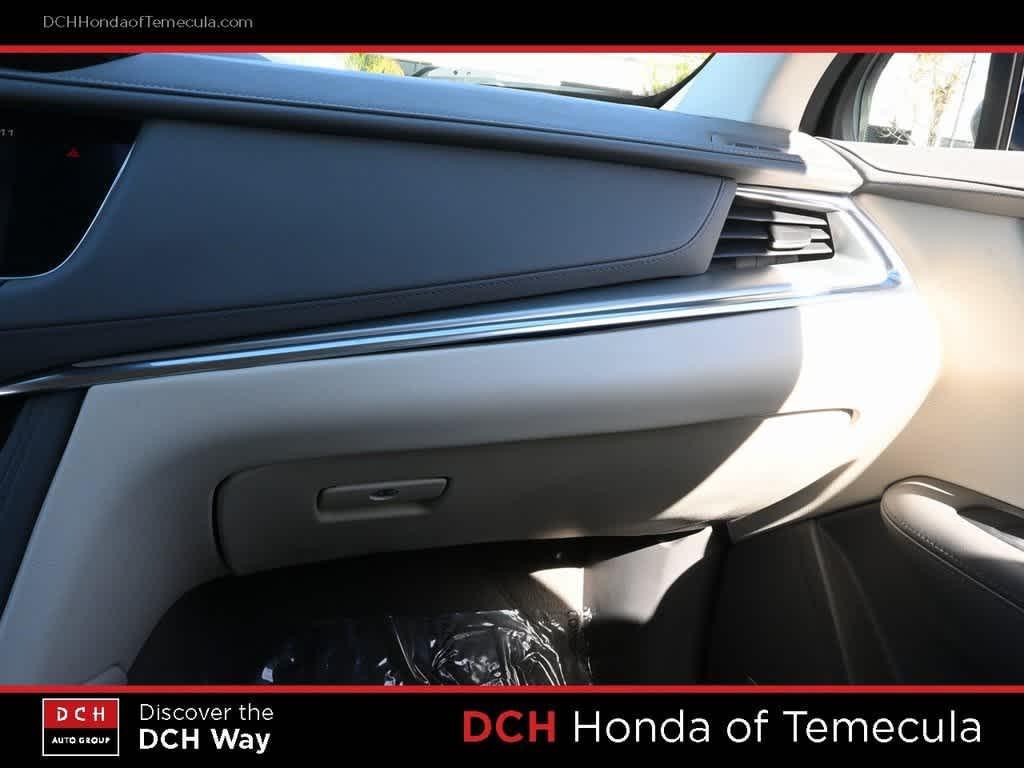 used 2019 Cadillac XT5 car, priced at $17,302