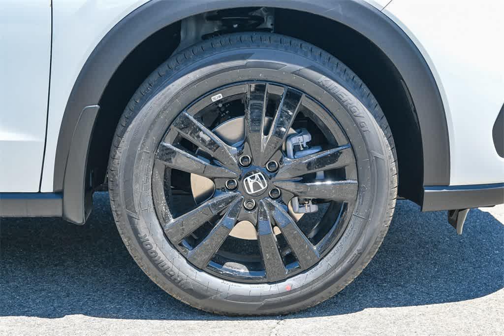 new 2026 Honda HR-V car, priced at $30,205