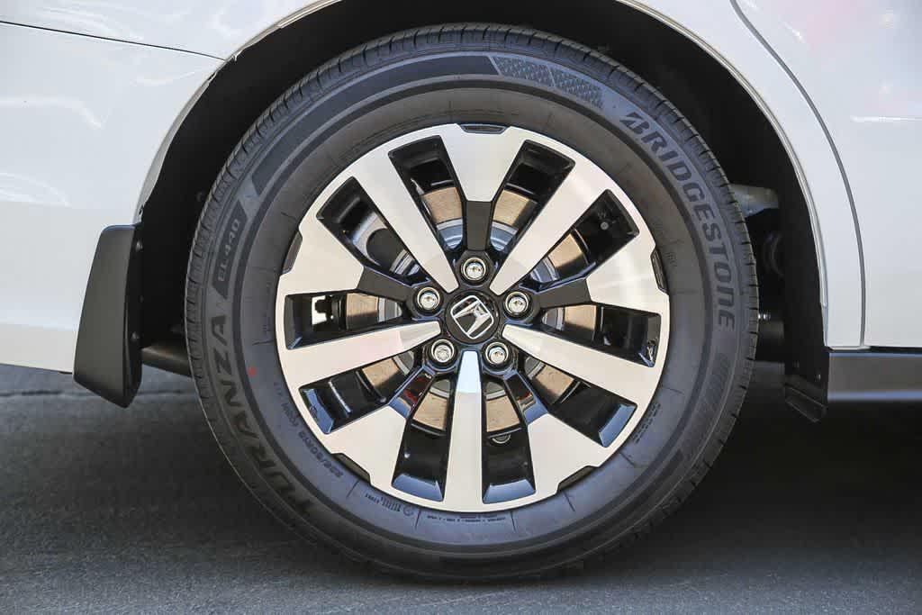 new 2026 Honda Odyssey car, priced at $44,830