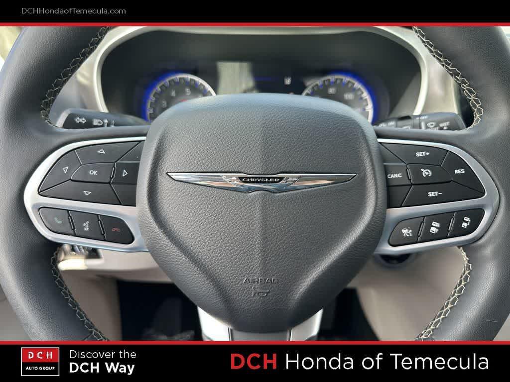 used 2023 Chrysler Pacifica car, priced at $22,954