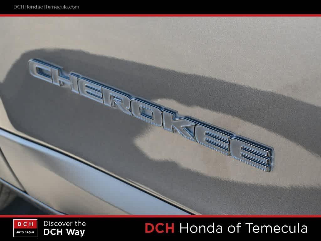 used 2023 Jeep Cherokee car, priced at $20,020