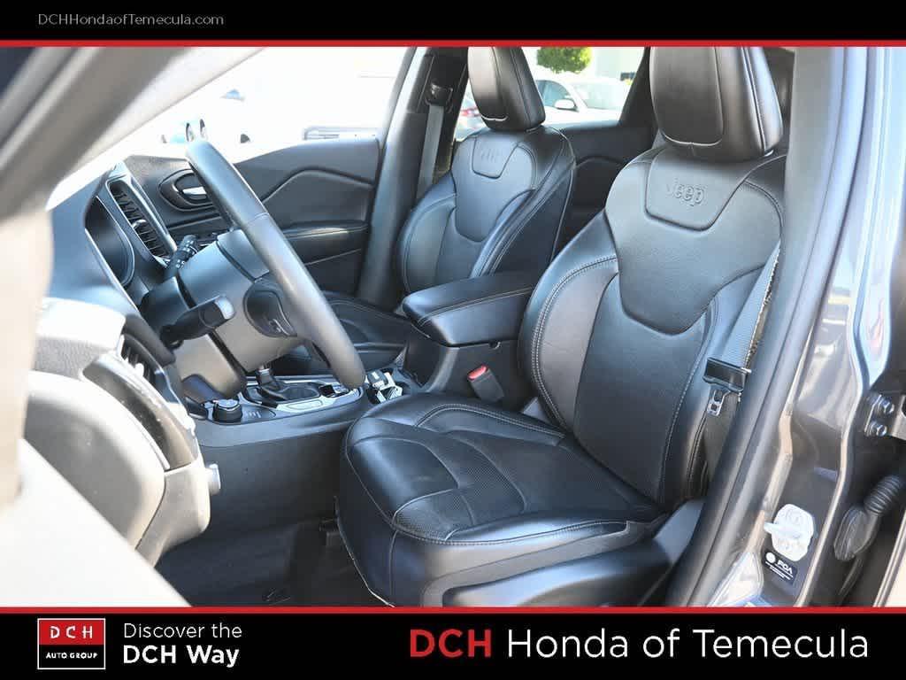 used 2023 Jeep Cherokee car, priced at $20,020