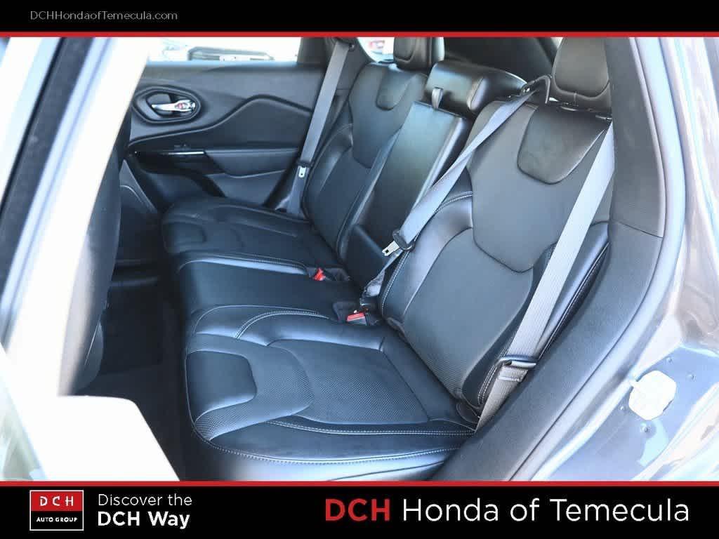 used 2023 Jeep Cherokee car, priced at $20,020