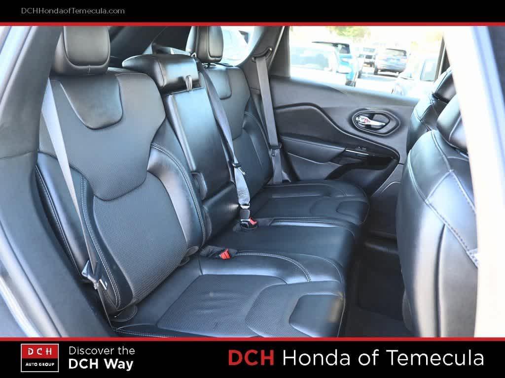 used 2023 Jeep Cherokee car, priced at $20,020