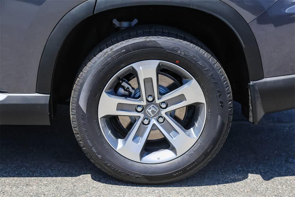 new 2025 Honda Pilot car, priced at $47,825