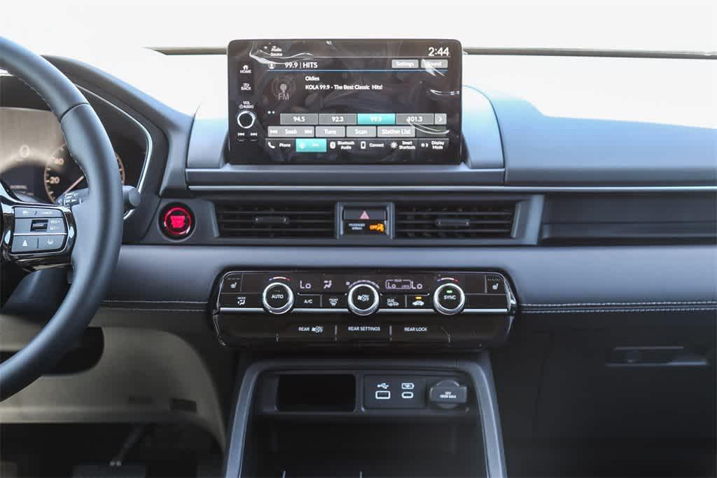 new 2025 Honda Pilot car, priced at $47,825