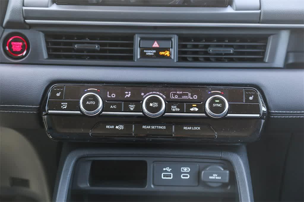 new 2025 Honda Pilot car, priced at $47,825