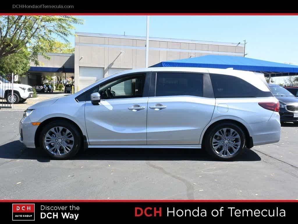 used 2025 Honda Odyssey car, priced at $42,710