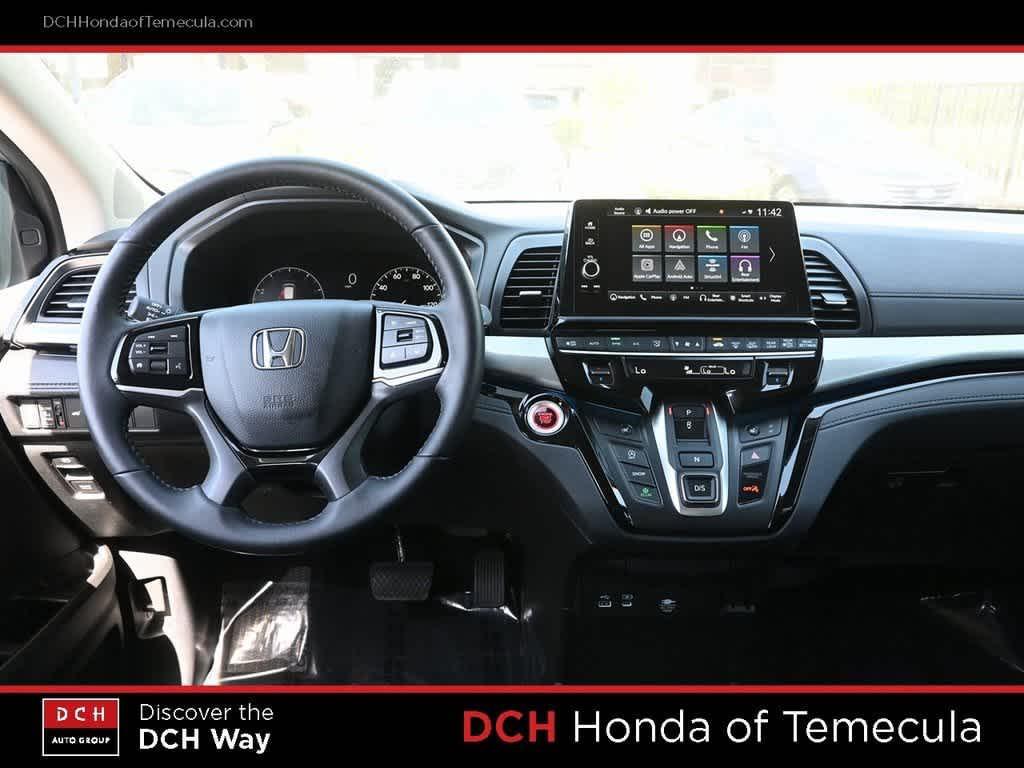 used 2025 Honda Odyssey car, priced at $42,710