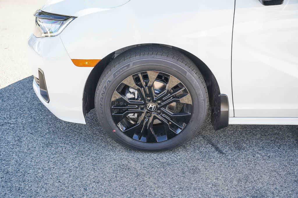 new 2026 Honda Odyssey car, priced at $43,386