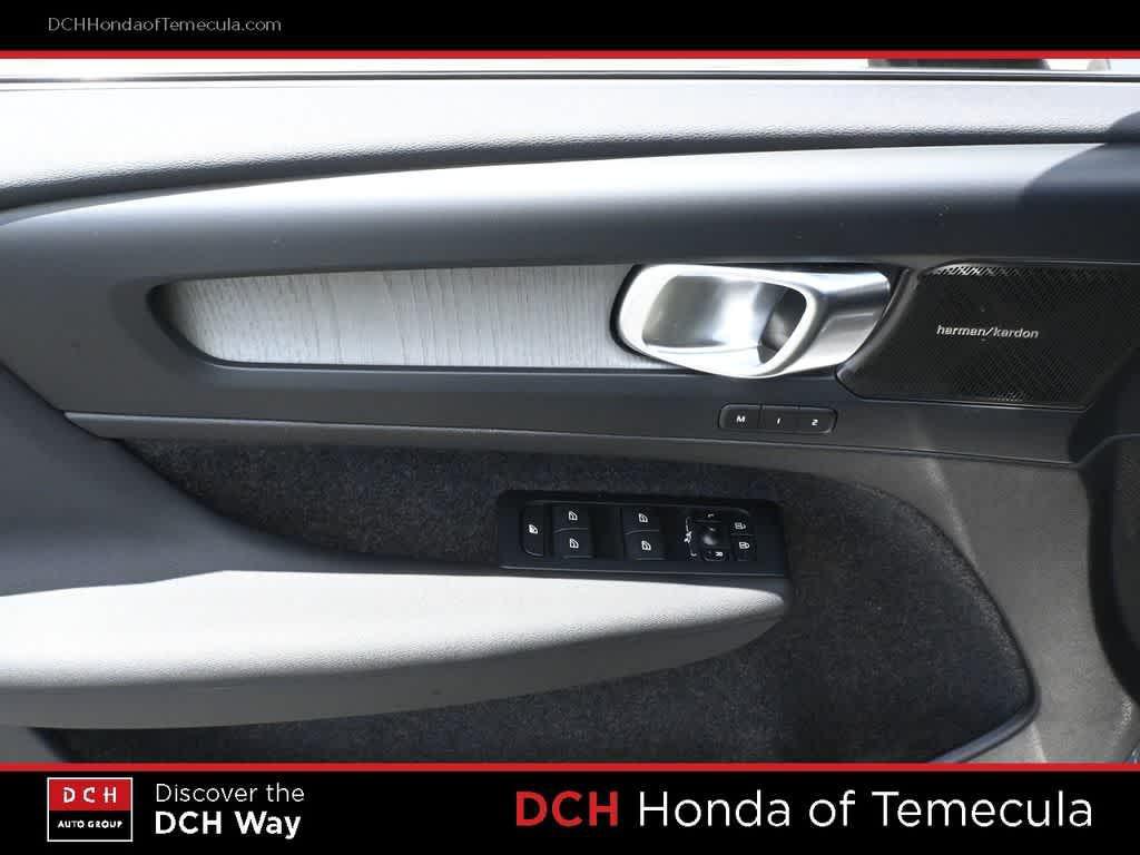 used 2023 Volvo XC40 car, priced at $21,846