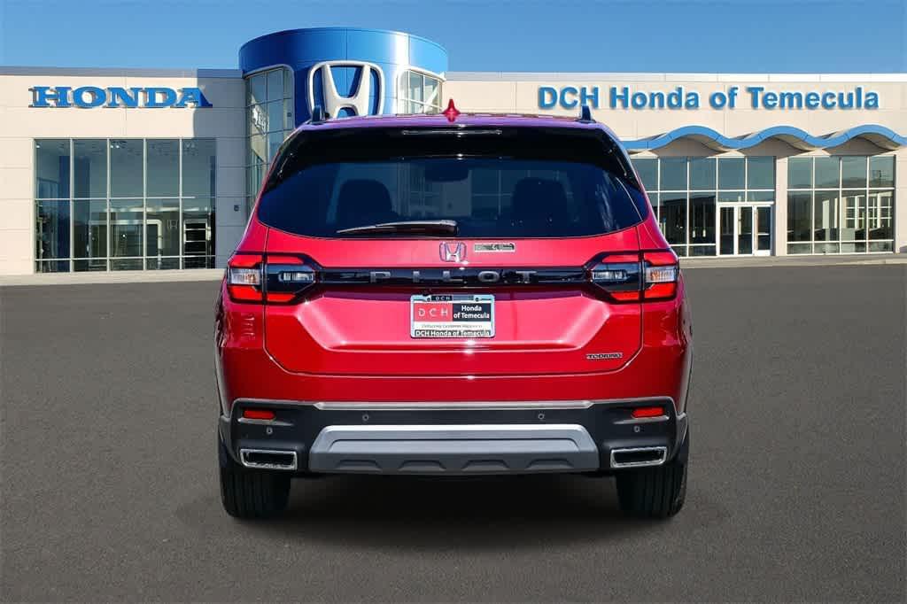 new 2025 Honda Pilot car, priced at $51,350