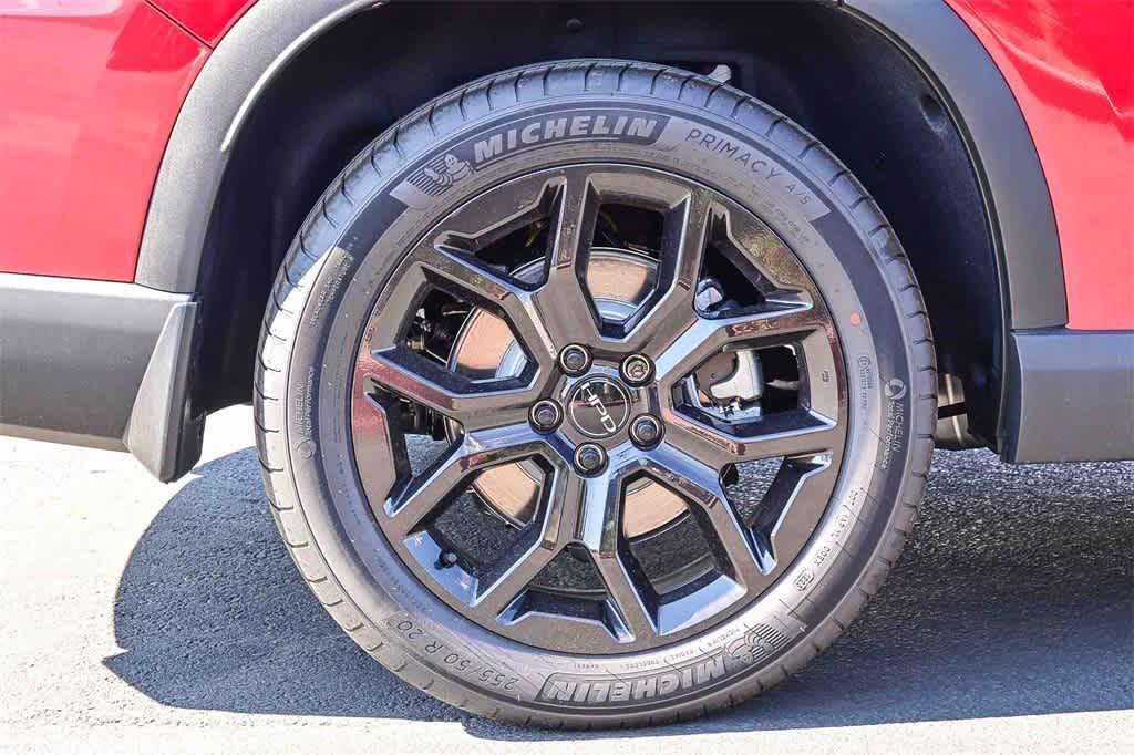 new 2025 Honda Pilot car, priced at $51,350