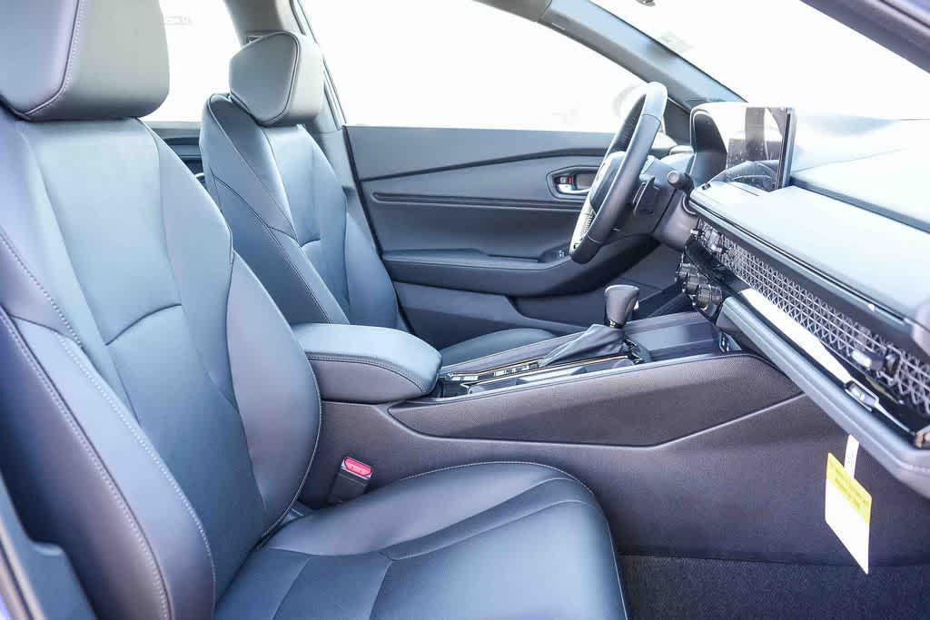 new 2026 Honda Accord Hybrid car, priced at $36,395