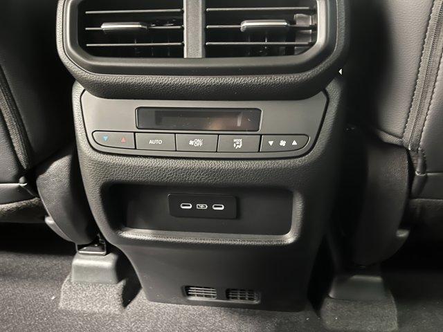 new 2025 Honda Pilot car, priced at $53,450