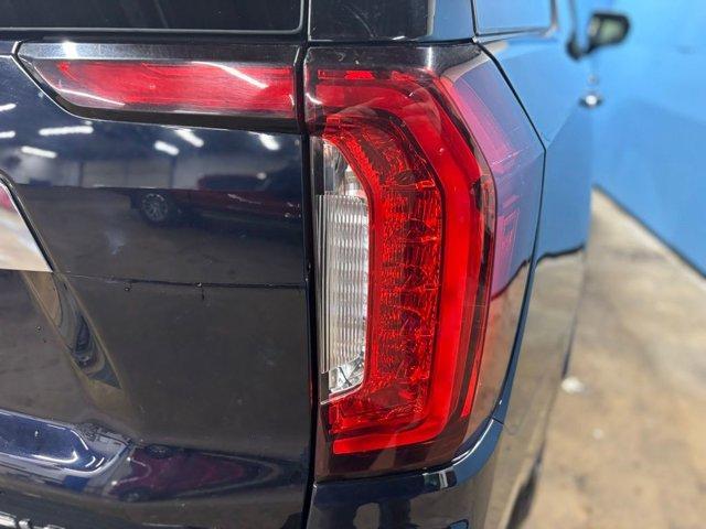 used 2023 GMC Yukon car, priced at $48,983