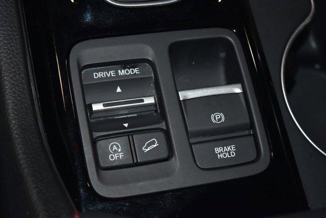 used 2025 Honda Pilot car, priced at $49,099