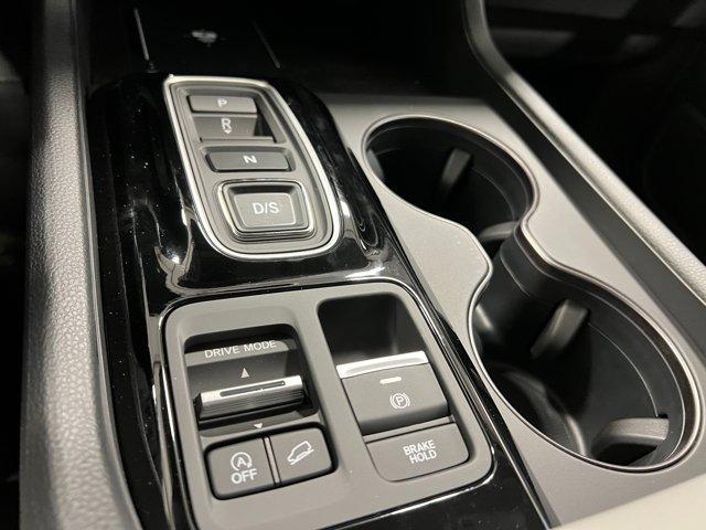 new 2025 Honda Pilot car, priced at $47,550